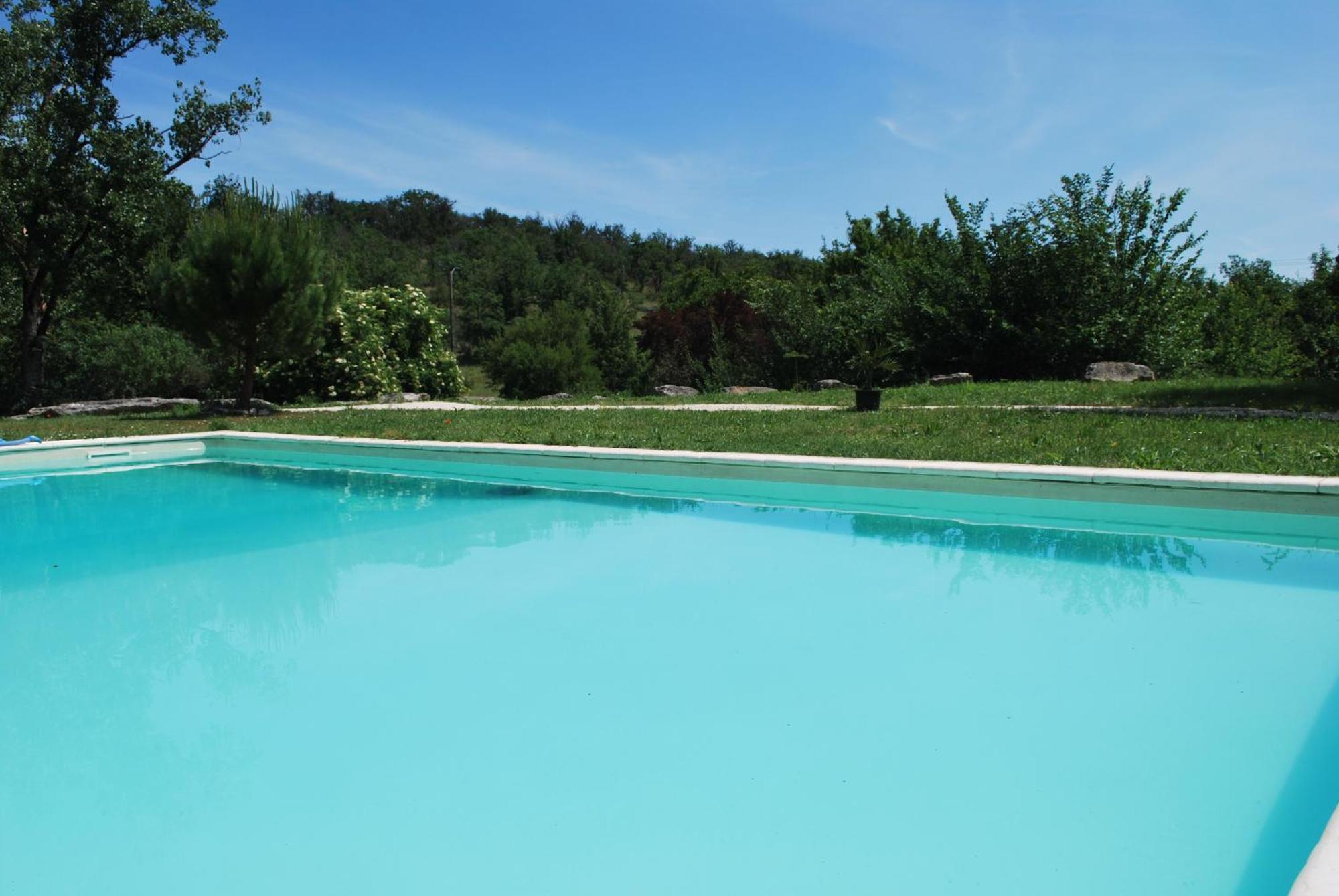 Отель La Ferme De Roquedure Montfaucon  Экстерьер фото