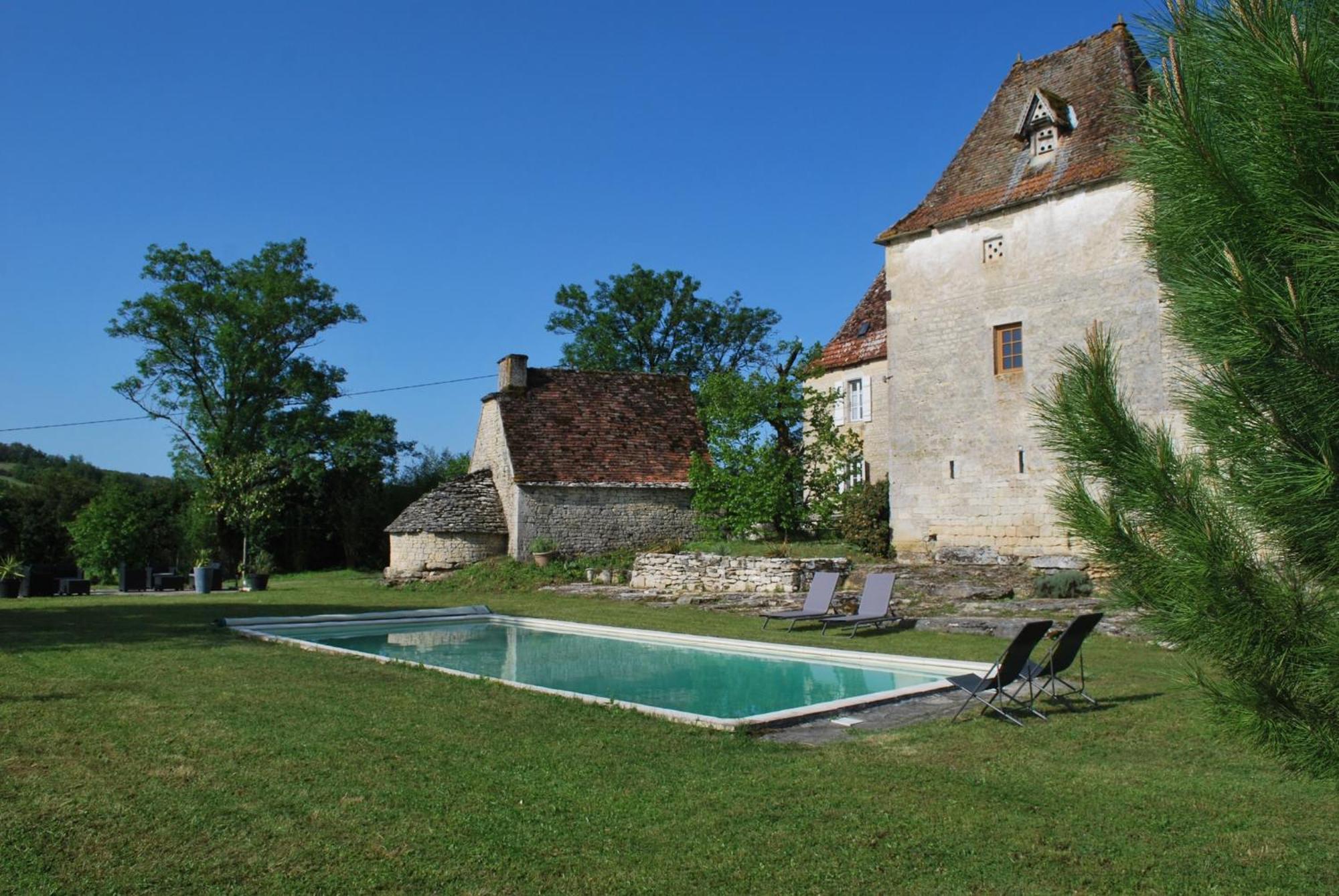 Отель La Ferme De Roquedure Montfaucon  Экстерьер фото
